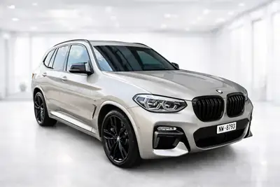 BMW X3 xDrive M40i — SUV sportif 360 ch, traction intégrale et design premium — rear view