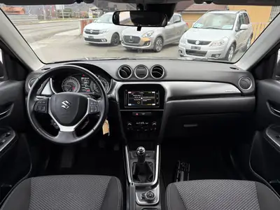 Suzuki Vitara 1.0 Unico — SUV compact robuste, tout-terrain, sans accident — Miniatur 9