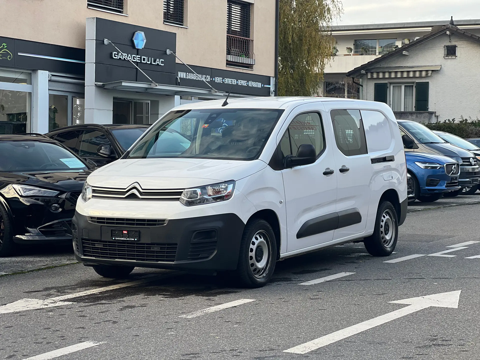 Citroën Berlingo Van 1.5 Blue HDi 100 — Utilitaire 5 places, rare configuration, garantie 5 ans