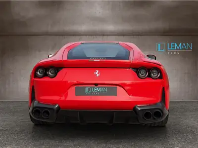 Ferrari 812 Superfast — Chef-d'œuvre V12 de 796 ch, première main, kilométrage exceptionnel — tableau de bord