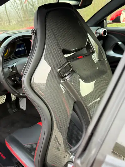 Ferrari 812 Superfast — Chef-d'œuvre V12 de 796 ch, première main, kilométrage exceptionnel — Miniature 11