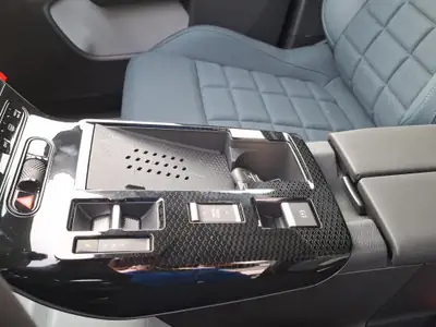 Citroën e-C5 Aircross Plus 2025 — SUV électrique 213 ch, quasi neuf — Thumbnail 8