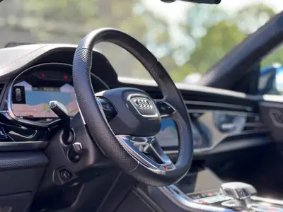 Audi RSQ8 quattro — Le SUV haute performance à 600 ch, kilométrage modéré — Miniatur 12