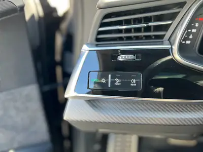 Audi RSQ8 quattro — Le SUV haute performance à 600 ch, kilométrage modéré — Miniatur 18