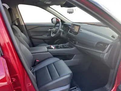 Nissan X-Trail 1.5e-Power 4WD — SUV hybride compact, quasi neuf avec 10 km — Miniature 8