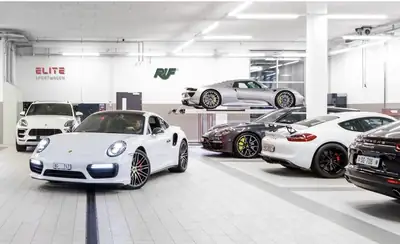 Porsche 911 S/T Heritage 2025 — Chef-d'œuvre limité, 525 ch et boîte manuelle — Miniature 28