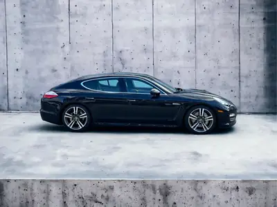 Porsche Panamera 4S 4.8 PDK — Gran turismo sportif, 52 000 km seulement — arrière