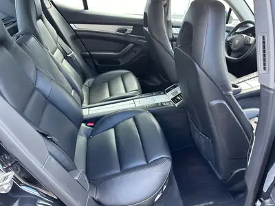 Porsche Panamera 4S 4.8 PDK — Gran turismo sportif, 52 000 km seulement — détail