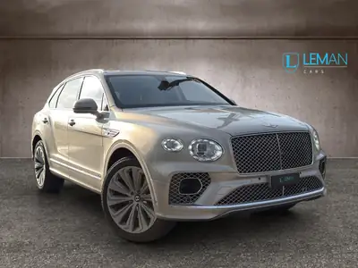 Bentley Bentayga V8 First Edition — SUV de prestige, 39 500 km, garantie BENTLEY 2028 — arrière