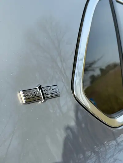 Bentley Bentayga V8 First Edition — SUV de prestige, 39 500 km, garantie BENTLEY 2028 — détail