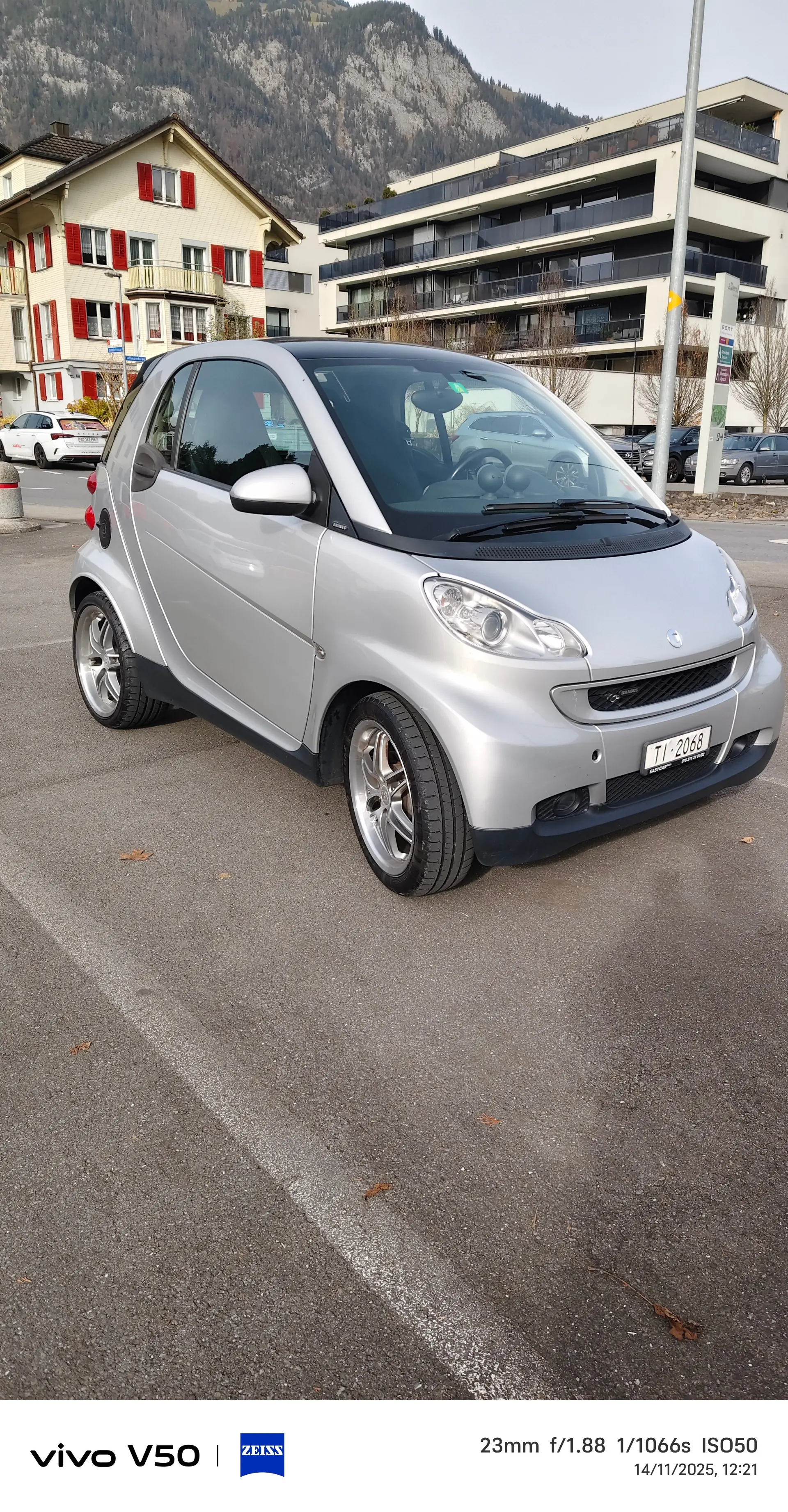 Smart Fortwo Brabus 2008 — Citadine sportive compacte, sans accident