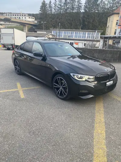 BMW 320d xDrive M Sport — Diesel hybride 48V, première main, 73'000 km — fianco