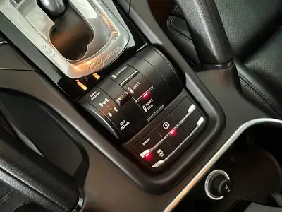 Porsche Cayenne S V8 Platinum Edition — SUV prestige 385 ch, sans sinistre — Miniatur 11