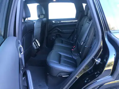 Porsche Cayenne S V8 Platinum Edition — SUV prestige 385 ch, sans sinistre — Miniatur 14