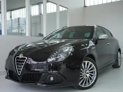 Alfa Romeo Giulietta 1750 TBi Quadrifoglio Verde — Sportivité italienne, 88'000 km seulement — vue extérieure