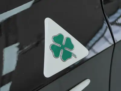 Alfa Romeo Giulietta 1750 TBi Quadrifoglio Verde — Sportivité italienne, 88'000 km seulement — arrière