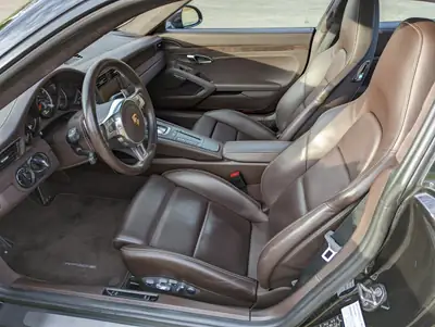 Porsche 911 Turbo S PDK — Superbe coupé haute performance, 79'900 km, garantie Porsche jusqu'à 2028 — tableau de bord