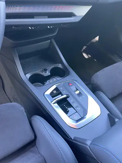 BMW 120 M Sport Steptronic — Berline dynamique, faible kilométrage, garantie 10 ans — Miniatur 12