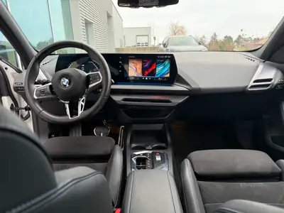 BMW 120 M Sport Steptronic — Berline dynamique, faible kilométrage, garantie 10 ans — Miniatur 10