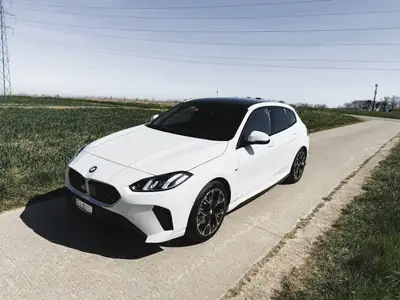 BMW 120 M Sport Steptronic — Berline dynamique, faible kilométrage, garantie 10 ans — Miniatur 21