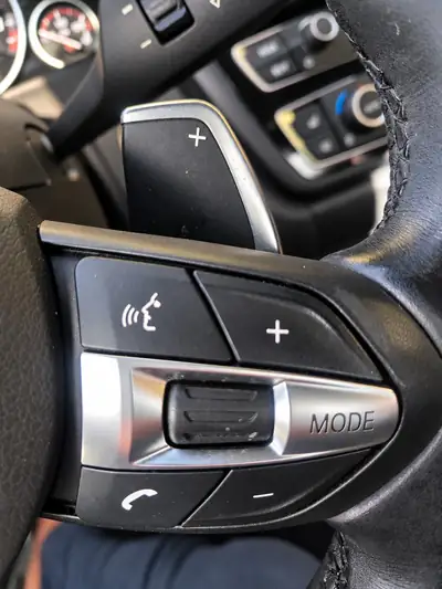 BMW 430i Cabriolet xDrive M Sport — Décapotable sportive, toit ouvert, Alpine blanc — Miniatur 9