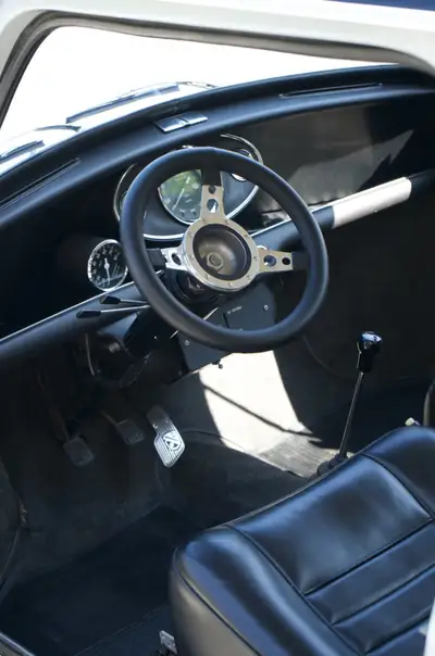 MINI Cooper Innocenti Mk 1 1968 — Légende britannique authentique, statut vétéran — dettaglio