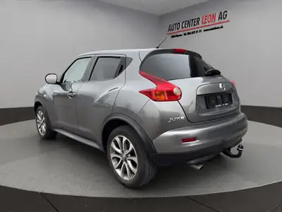 Nissan Juke 1.6 DIG-T N-Tec 4x4 — Compact SUV sportif, 4WD intégrale et équipements premium — interior