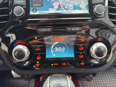 Nissan Juke 1.6 DIG-T N-Tec 4x4 — Compact SUV sportif, 4WD intégrale et équipements premium — Thumbnail 16