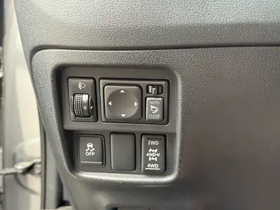 Nissan Juke 1.6 DIG-T N-Tec 4x4 — Compact SUV sportif, 4WD intégrale et équipements premium — Thumbnail 25