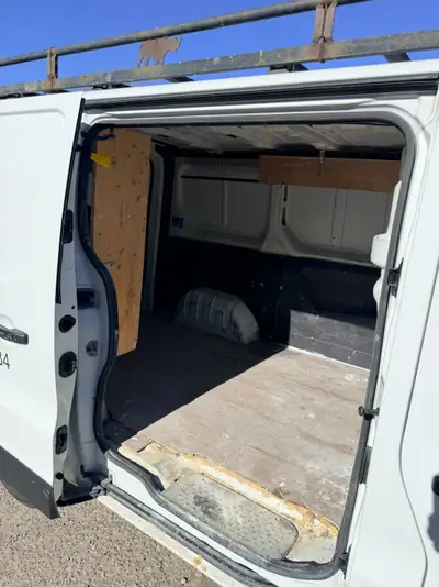 Renault Trafic 1.6 dCi 95 — Utilitaire fiable, 119 000 km, sans sinistre — dettaglio