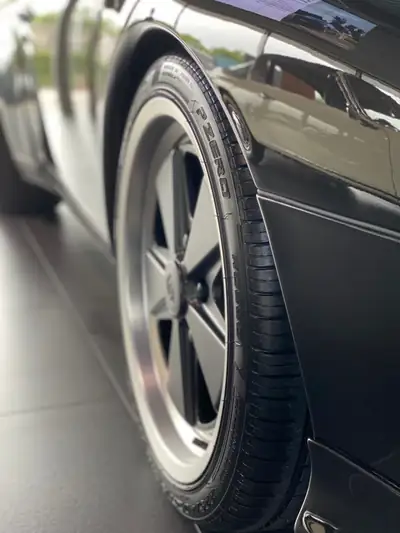Porsche 911 993 Carrera C2 — Icône des années 90, restauration complète 2021 — Miniatur 10