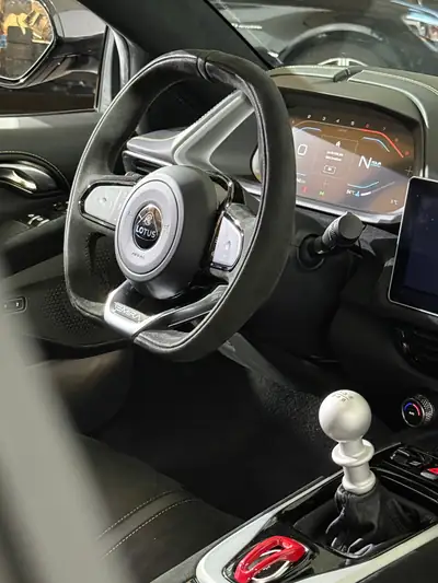 Lotus Emira 3.5 V6 First Edition — Sportive anglaise 406 ch, boîte manuelle, première main — Miniature 15