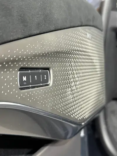 Lotus Emira 3.5 V6 First Edition — Sportive anglaise 406 ch, boîte manuelle, première main — Miniature 16