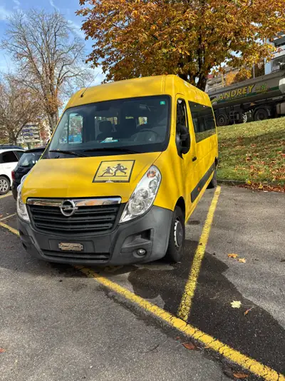 Opel Movano Minibus 22 Places — Transport collectif fiable, moteur diesel robuste — vista esterna