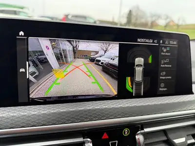 BMW X3 xDrive 30e M Sport - Hybride Rechargeable Performant et Écologique — Thumbnail 9