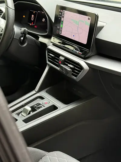 SEAT Leon ST 1.4 eHybrid pHEV — Break hybride rechargeable, 32 000 km, première main — Miniature 11