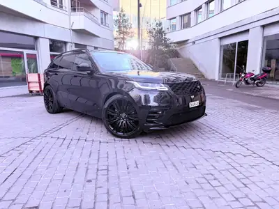 Land Rover Range Rover Velar R-Dynamic D300 — Diesel performant, entretien complet, état impeccable — côté