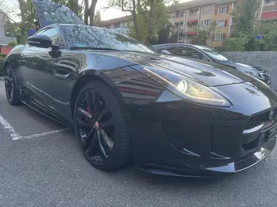 Jaguar F-Type Coupé R 5.0 V8 S/C AWD — Superbe coupé sportif 551 ch, 69'000 km — Innenraum