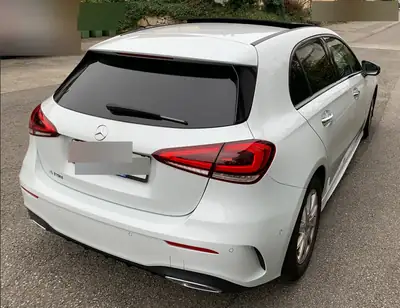 Mercedes-Benz A 180 AMG Line — Berline compacte premium, 64 000 km seulement — Miniature 7