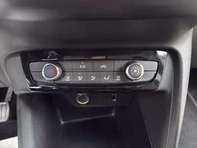 Opel Corsa 1.2 TP GS Line — Citadine automatique sans accident, caméra 360° — Thumbnail 16