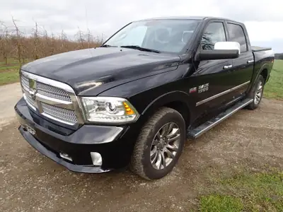 Dodge Ram 1500 Crew Cab 5.7 Hemi Limited — Le pickup American Legend, 151'000 km — Außenansicht
