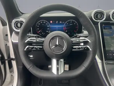 Mercedes-Benz GLC 220 d AMG Line 4matic — SUV diesel hybride, prestige et efficacité — Miniature 11