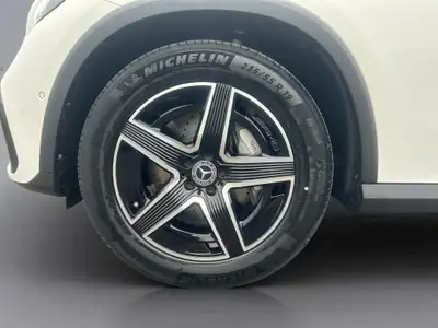 Mercedes-Benz GLC 220 d AMG Line 4matic — SUV diesel hybride, prestige et efficacité — Miniature 17