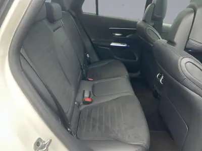 Mercedes-Benz GLC 220 d AMG Line 4matic — SUV diesel hybride, prestige et efficacité — Miniature 16