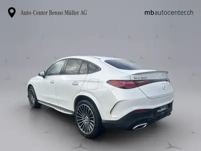 Mercedes-Benz GLC 300 e AMG Line — Coupé hybride rechargeable performant, 19 500 km — Heckansicht