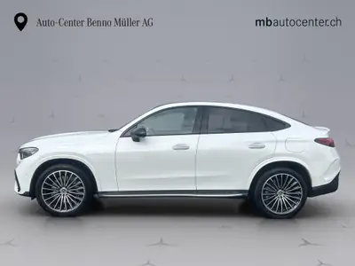 Mercedes-Benz GLC 300 e AMG Line — Coupé hybride rechargeable performant, 19 500 km — Seitenansicht
