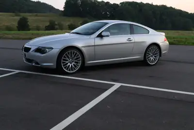 BMW 630i Coupé — Élégance sportive et performances authentiques, 258 ch — Heckansicht