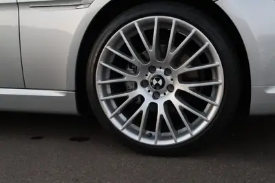 BMW 630i Coupé — Élégance sportive et performances authentiques, 258 ch — Miniatur 7