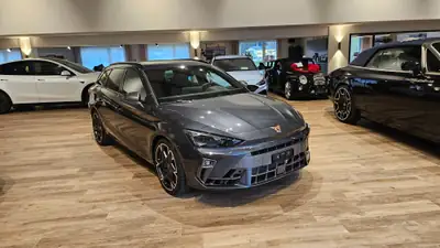 CUPRA Leon ST 2.0 TSI VZ 4Drive — Break sportif 333 ch, quasi-neuf avec 10 km — Armaturenbrett
