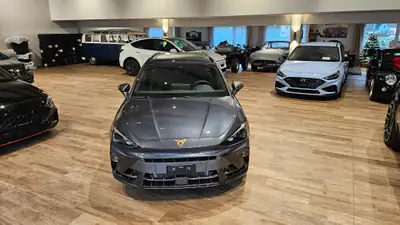CUPRA Leon ST 2.0 TSI VZ 4Drive — Break sportif 333 ch, quasi-neuf avec 10 km — Innenraum
